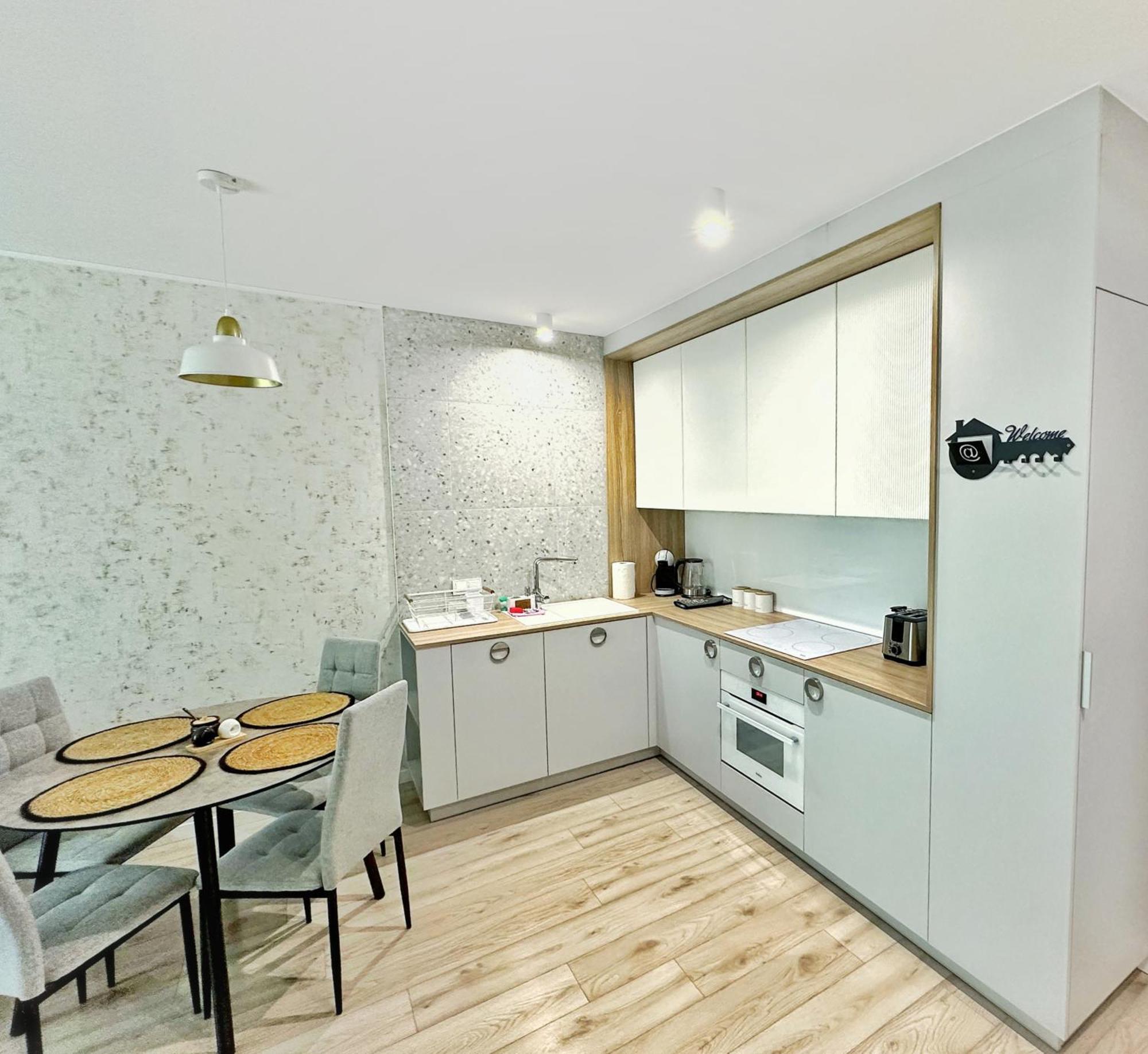 Apartament Whiteblue Kolobrzeg Z Duzym Ogrodkiem - 100 M Od Plazy! Whiteblue Kolberg Apartment Mit Grossem Garten - 100 M Vom Strand Entfernt! Whiteblue Kolobrzeg Apartman S Velkou Zahradou - 100 M Od Plaze! Exterior photo