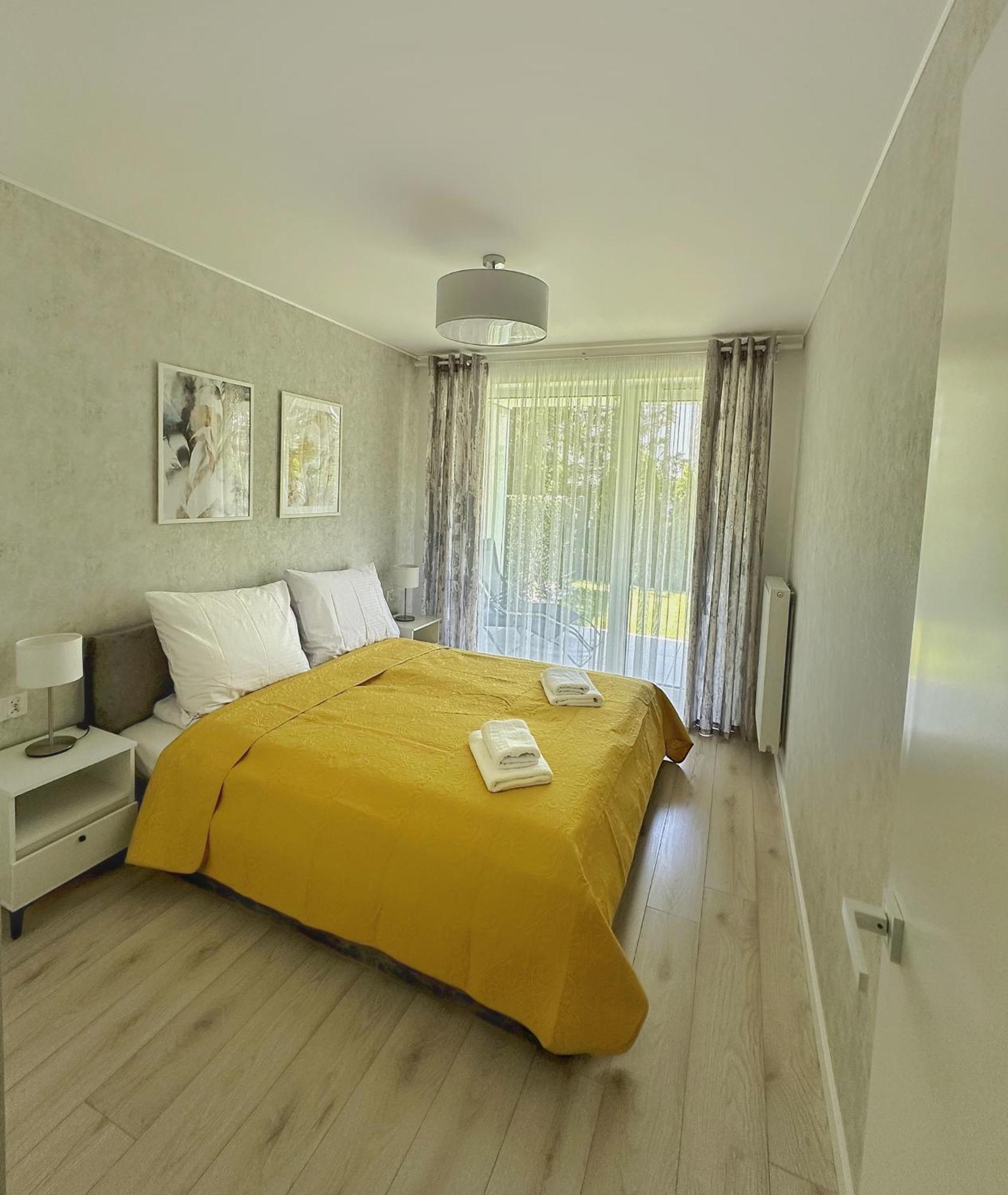 Apartament Whiteblue Kolobrzeg Z Duzym Ogrodkiem - 100 M Od Plazy! Whiteblue Kolberg Apartment Mit Grossem Garten - 100 M Vom Strand Entfernt! Whiteblue Kolobrzeg Apartman S Velkou Zahradou - 100 M Od Plaze! Exterior photo